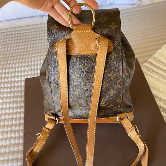 Louis Vuitton backpack - Picture 4 of 10